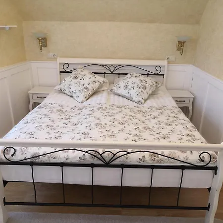 Apartamento Roosi *
